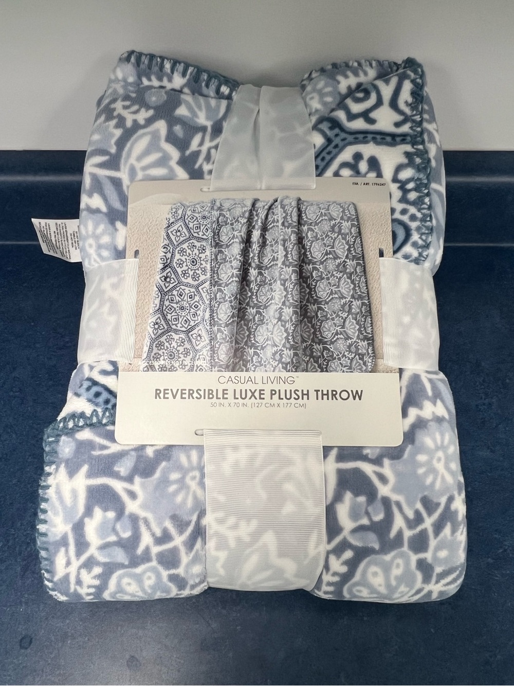 Casual Living Reversible Luxe Plush Throw